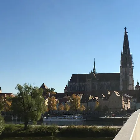 An Der Donau Direkt Bei Regensburg, 5 Sterne Dtv * Pentling